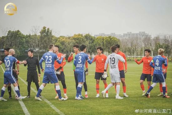 战报04:30葡超伊斯托里尔4-0查维斯05:00哥伦甲巴兰基利亚青年3-2麦德林独立05:30厄瓜甲约森独立队0-0利加竞技今日焦点战预告19:35CBA浙江稠州主场迎战深圳马可波罗，两支球队目前积分榜上只有2个名次的差距，且近期同样处在4连胜当中，稠州主战能否如愿擒下深圳马可波罗？　19:35CBA山西汾酒主场迎战广州龙狮，两支本赛季进步明显的球队，近况都出现明显的起伏，山西结束两连客之旅，此役回归主场能否结束连败？　01:30意甲恩波利VS莱切，联赛的下游球队之争，但两支队伍都需要争取保级，因此战意强烈，莱切近来连续收获平局，此役能否如愿拿到积分？　03:45意甲卡利亚里VS萨索洛，排名上看，萨索洛要略高一些，但他们近期丢分情况严重，此役客战能否全身而退？04:00西甲巴列卡诺VS塞尔塔，两支球队近来各自在杯赛赛场取胜，但回到联赛当中，双方的近况几乎同样糟糕，不过在双方近来的交手中，塞尔塔占据一定优势，此役能否延续他们面对巴列卡诺时的良好发挥？事件津媒：国足亚洲杯名单早有眉目扬帅青睐集训次数多、健康球员据《每日新报》报道，国足计划于17日在上海集中备战亚洲杯，集训名单本周公布。